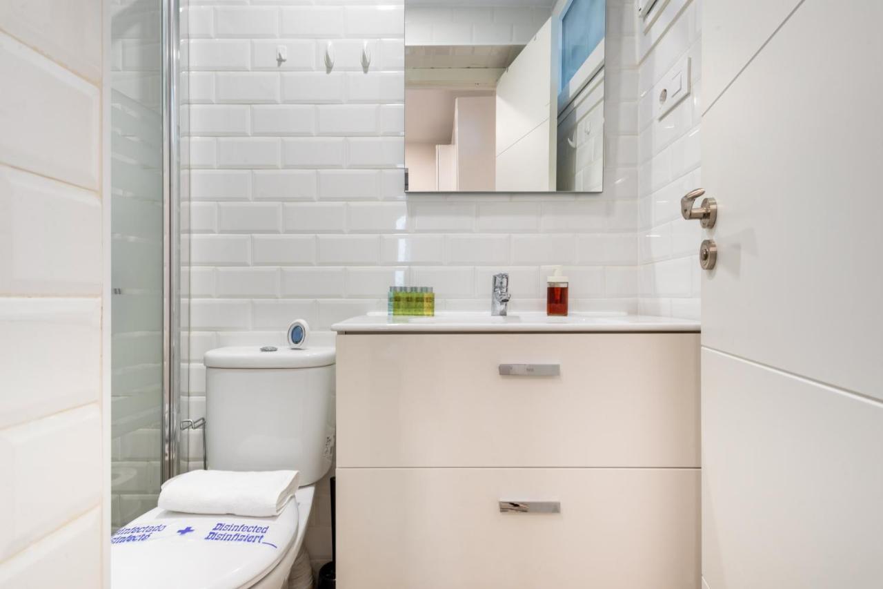 2 Bedrooms 1 Bathroom Furnished - Lavapies - Modern - Mintystay Madrid Exterior photo