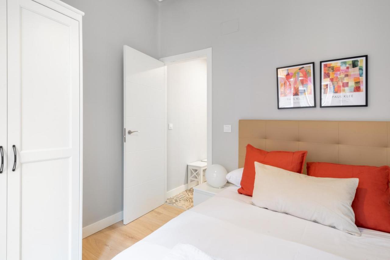 2 Bedrooms 1 Bathroom Furnished - Lavapies - Modern - Mintystay Madrid Exterior photo