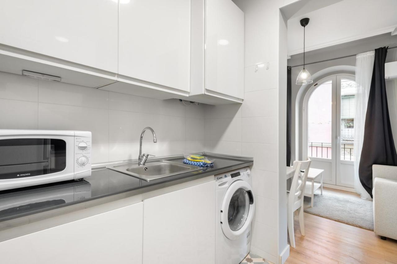 2 Bedrooms 1 Bathroom Furnished - Lavapies - Modern - Mintystay Madrid Exterior photo