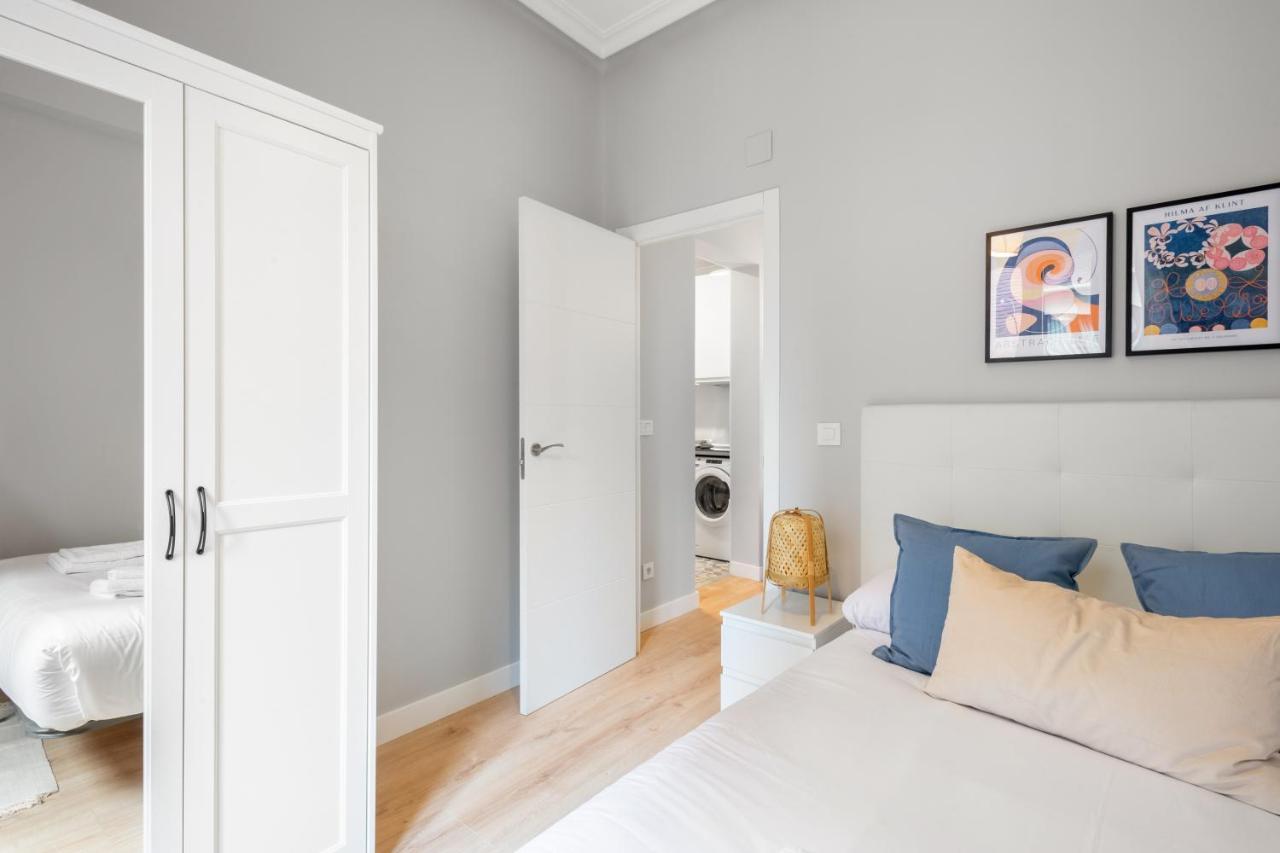 2 Bedrooms 1 Bathroom Furnished - Lavapies - Modern - Mintystay Madrid Exterior photo